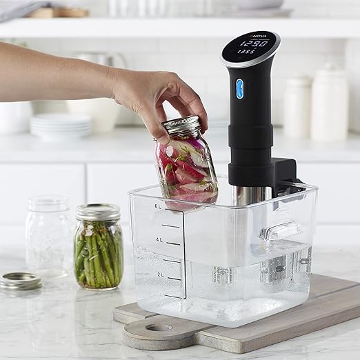Rubbermaid Commercial Products Space Saving Square Food Storage Container 6 Quart Clear for Kitchen/Sous Vide/Meal Prep