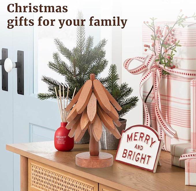 Tree Shape Wooden Trivets for Hot Dishes，4 Wooden Trivets + 1 Stand stored Like a Christmas Tree，for Easy Storage，Multifunctional Ornaments (Beech)