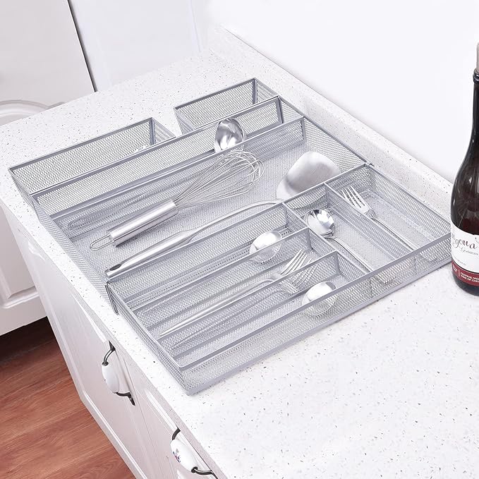 WuGeShop Expandable Silverware Drawer Organizer, Metal Mesh Large Kitchen Flatware Cutlery Tray, Adjustable Kitchen Drawer Organizer for Large Utensils (7+2 Compartment, Silver)