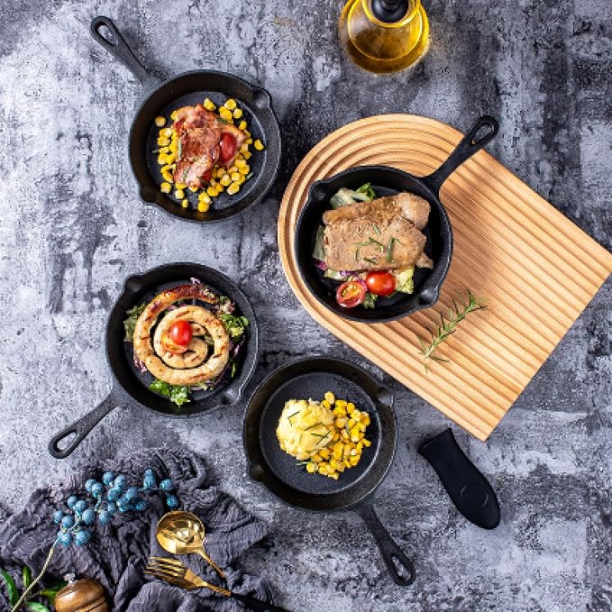 Bruntmor Cast Iron Frying Pan Set of 4-6x4 Inch Black Pre-Seasoned Skillets with Heat-Resistant Silicone - Mini Cast Iron Skillet Set for Stovetop, Oven, and Grill
