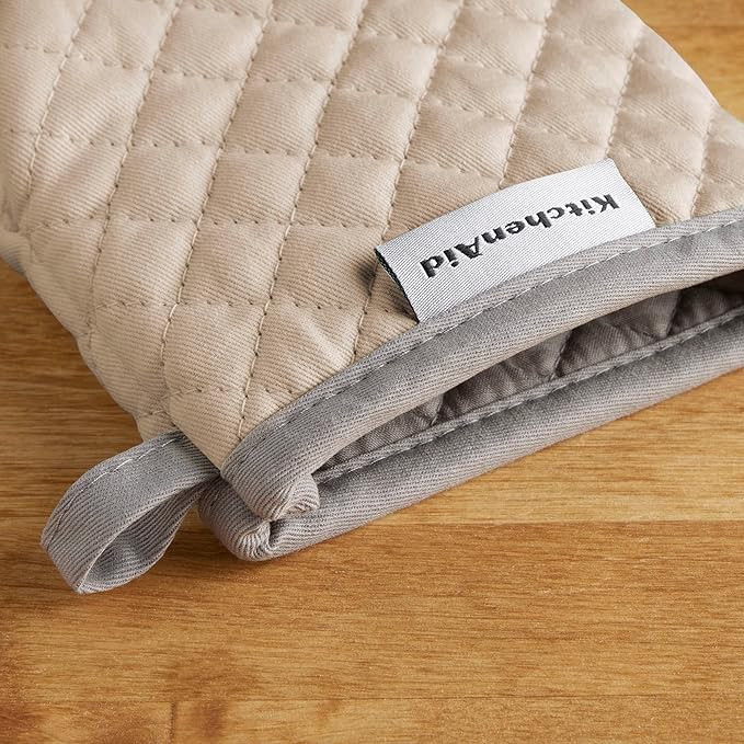 KitchenAid Asteroid Mini Oven Mitt Set, 5.5"x8", Milkshake Tan, 2 Piece