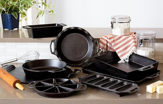 Lodge Cast Iron Baker’s Skillet