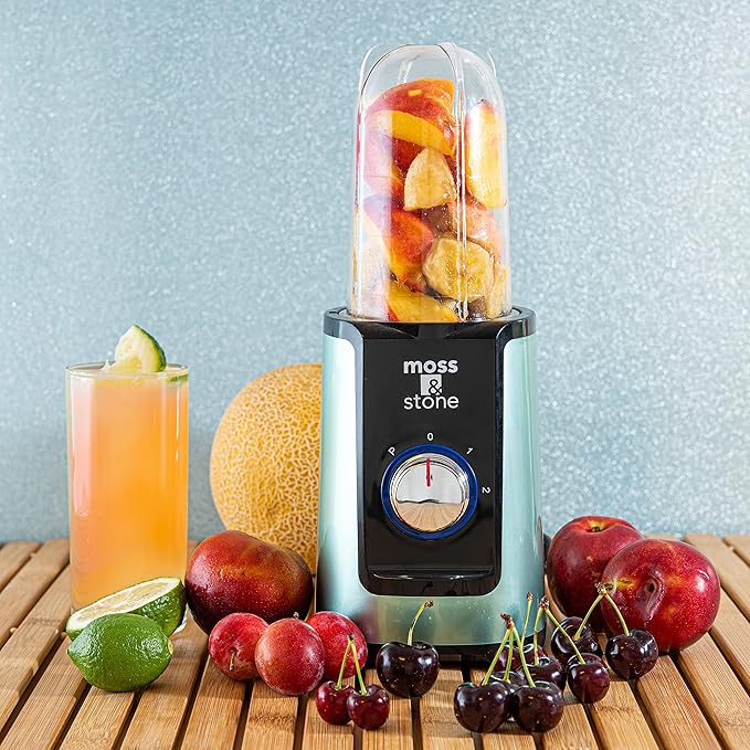 Moss & Stone MiniSmoothie Blender, Compact Personal Blender with Additional Cups Bullet Shape For Frozen Drinks, To-Go Portable Cups with Lids, Juice & Smoothie Maker