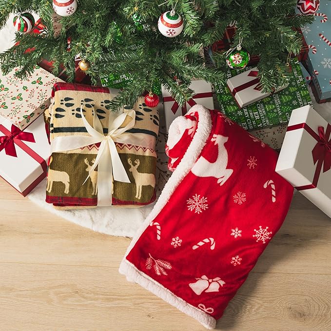 PAVILIA Premium Christmas Sherpa Throw Blanket | Christmas Decoration Gift, Fleece, Plush, Warm, Cozy Reversible Microfiber Holiday Blanket | Red Reindeer - 50x60