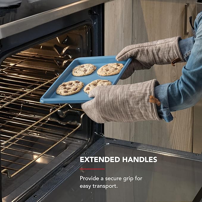 KitchenAid 9x13in Nonstick Aluminized Steel Baking Sheet, Blue Velvet