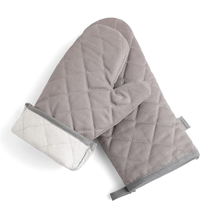 Oven Mitts and Pot Holders 4 pcs Set,High Heat Resistant 500 Degree Extra Thicken Long Kitchen Cotton Oven Glove for Cooking (12 Inch,Grey)