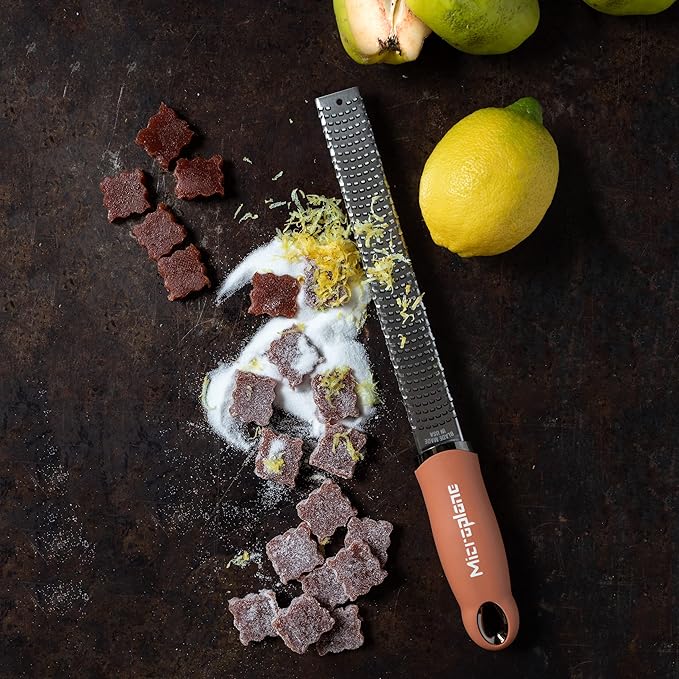 Microplane Premium Classic Citrus Zester and Parmesan Cheese Grater (Cinnamon)