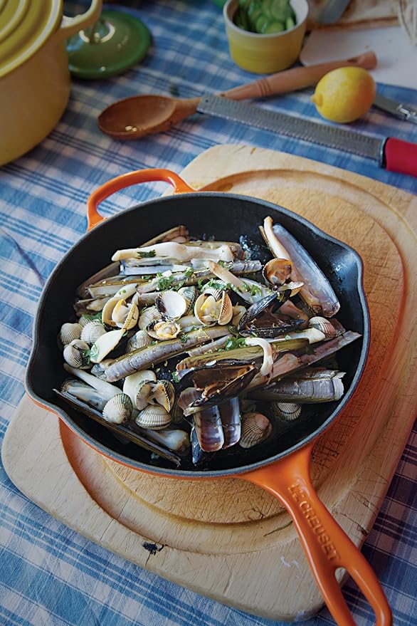 Le Creuset Enameled Cast Iron Signature Iron Handle Skillet, 9", Flame