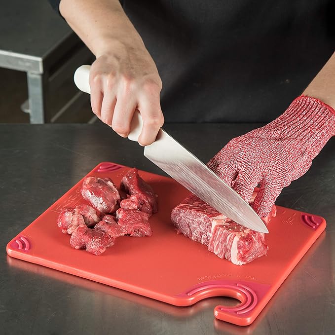 San Jamar Saf-T-Grip Plastic Cutting Board with Safety Hook, 9" x 12" x 0.375", Red - (Pack of 6)