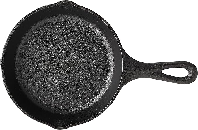 Lodge Wildlife Series - 6.5" Cast Iron Skillet with Wolf Scene