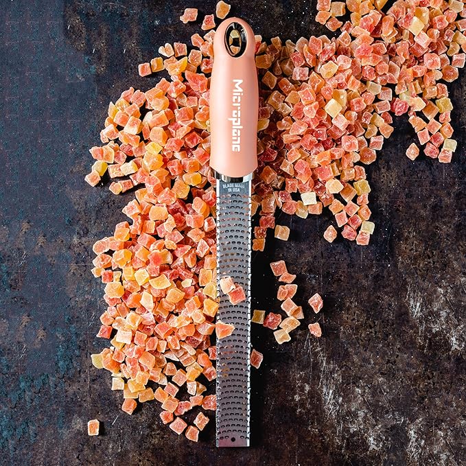 Microplane Premium Classic Citrus Zester and Parmesan Cheese Grater (Cinnamon)